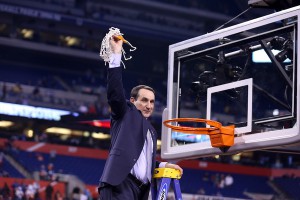 Il taglio della retina di Coach K