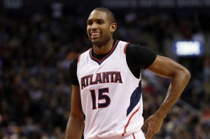 Al Horford durante una partita contro i Brooklyn Nets