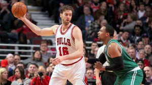 Pau Gasol in un momento di gioco nel primo turno.