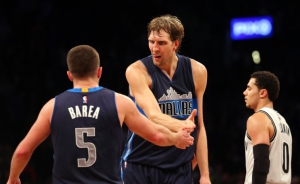 Dirk Nowitzki e J.J. Barea: due abitudinari frequentatori dei PO