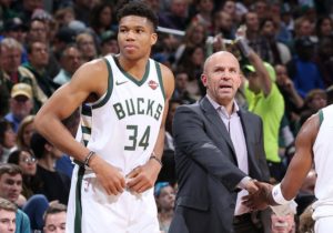 Giannis Antetokounmpo e coach Jason Kidd, rimpiazzato a metà regular season da Joe Prunty