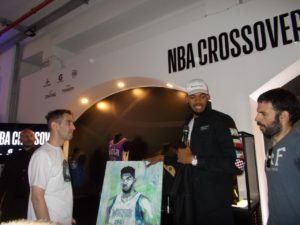 Karl-Anthony Towns a Milano, ospite della mostra "NBA Crossover"