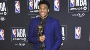 Giannis Antetokounmpo, eletto MVP della stagione 2018/19