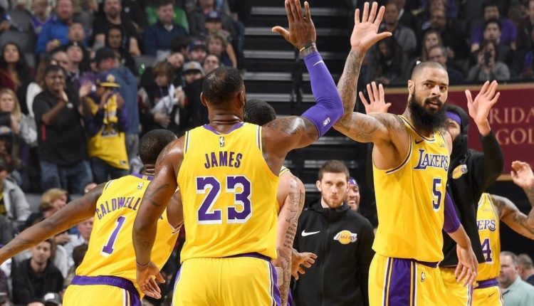 LeBron James and Tyson Chandler, Los Angeles Lakers vs Sacramento Kings at Golden 1 Center